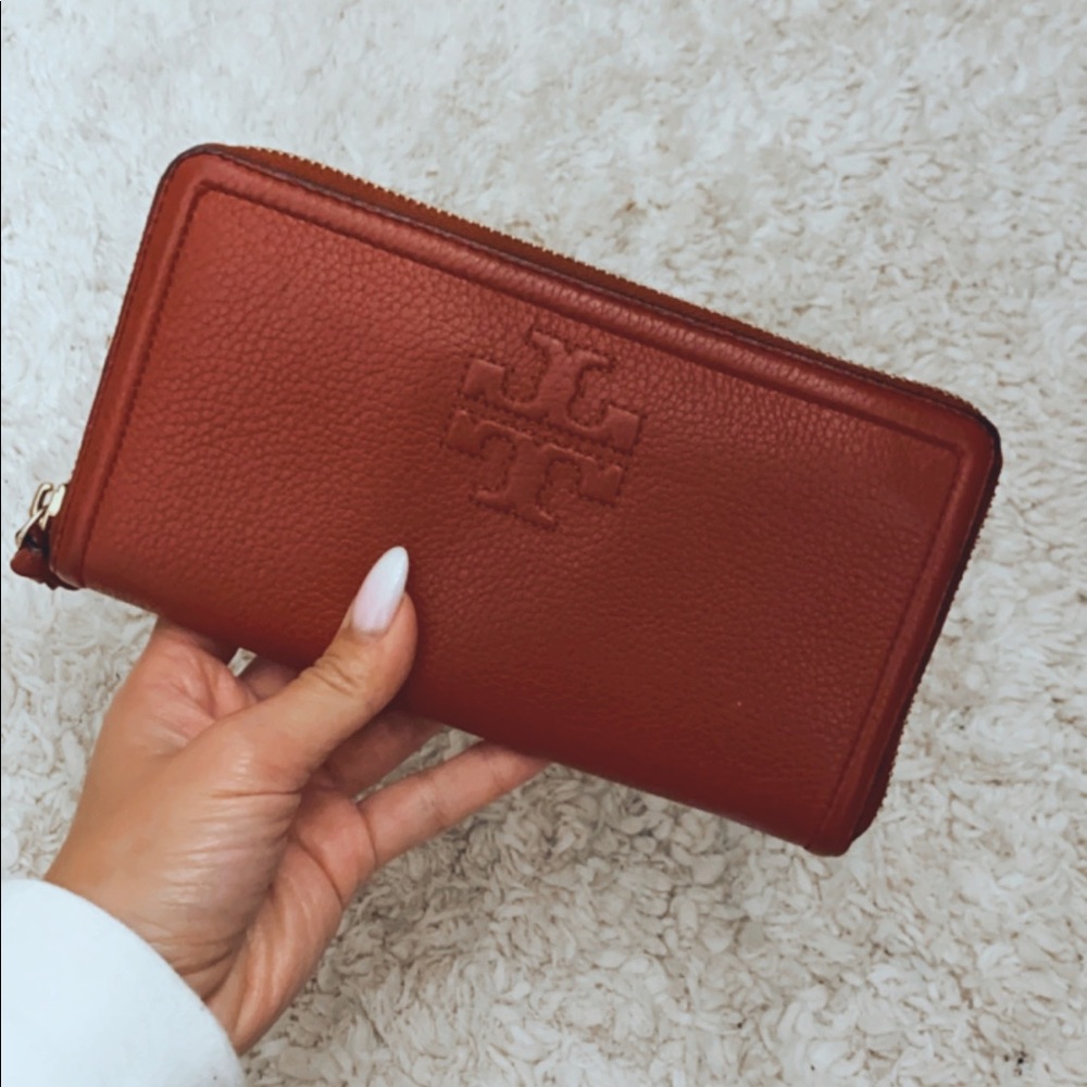 Tory Burch Pebbled Leather Wallet